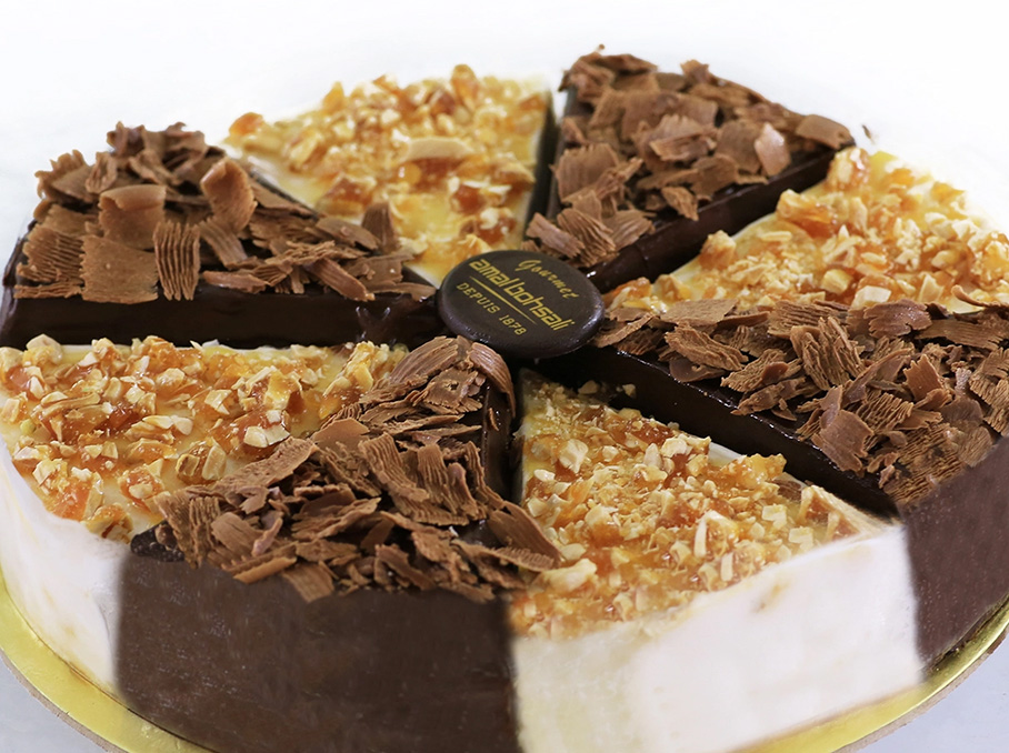 Gateau Glace Belgium Dark Chocolate & Crunchy Almondes