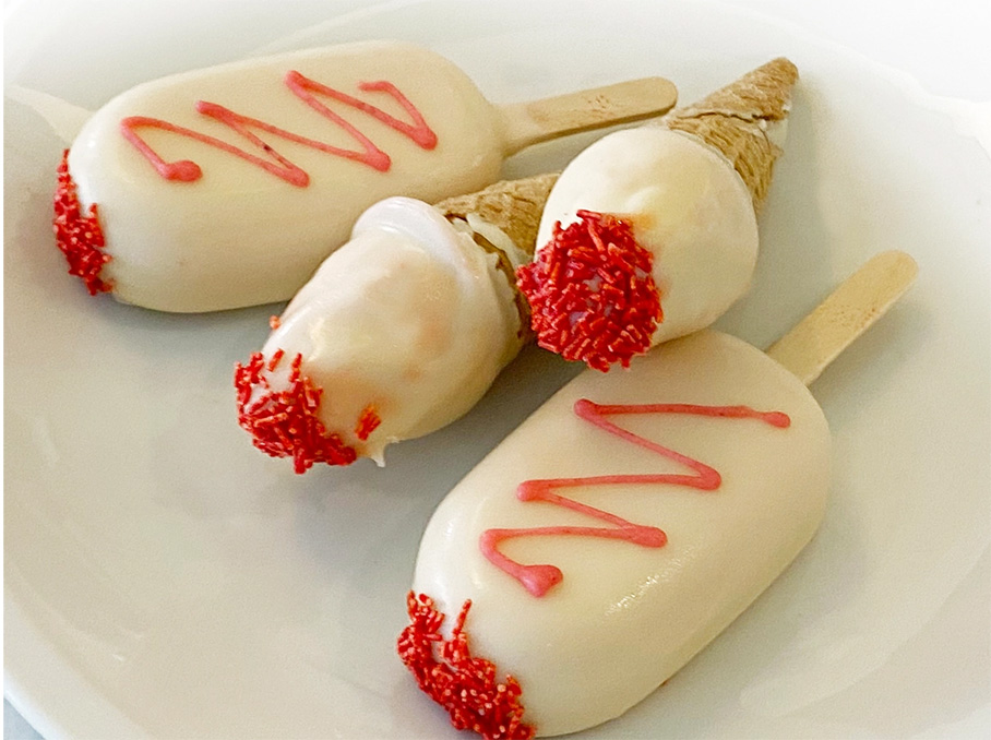 Mini Portion Soft Gelato (Strawberry & White Chocolate)